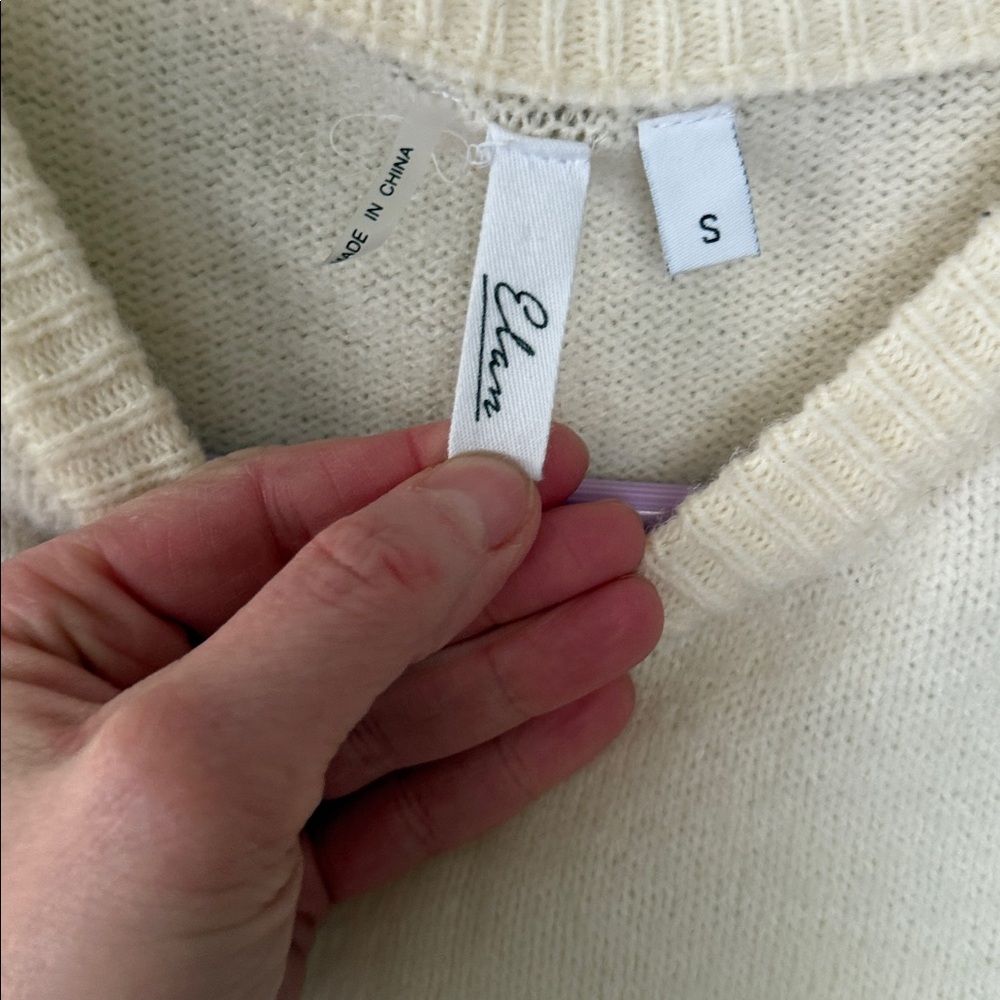Elan Soft Cream Sweater small - Picture 2 of 6